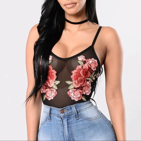 3/$15 Fashion Nova Floral Mesh Bodysuit - Picture 1 of 4